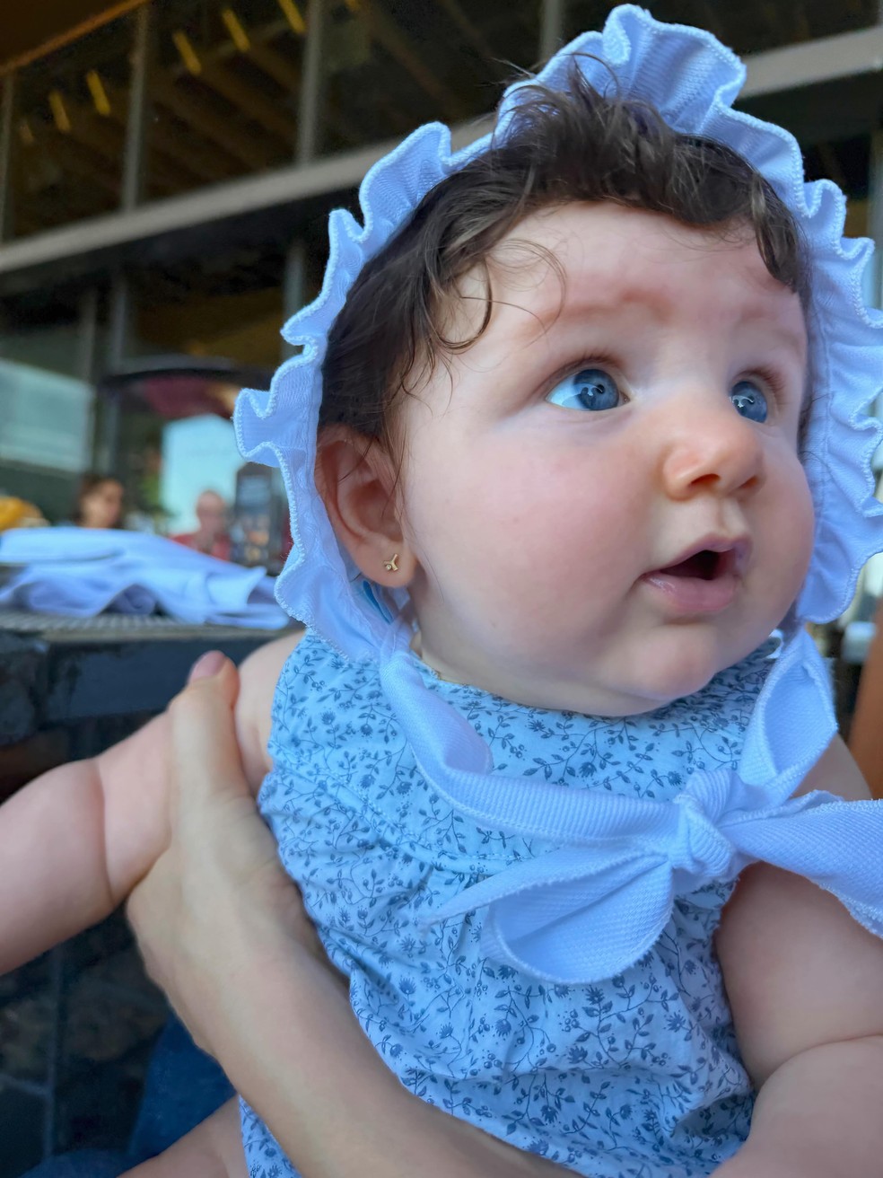 Camila Queiroz posta registros inéditos da filha Clara e se declara: 'A vida toda sonhei com você' — Foto: Reprodução/Instagram
