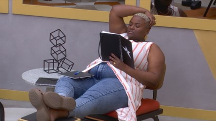 Estrela da Casa: Veja músicas compostas dentro do Centro de Treinamento