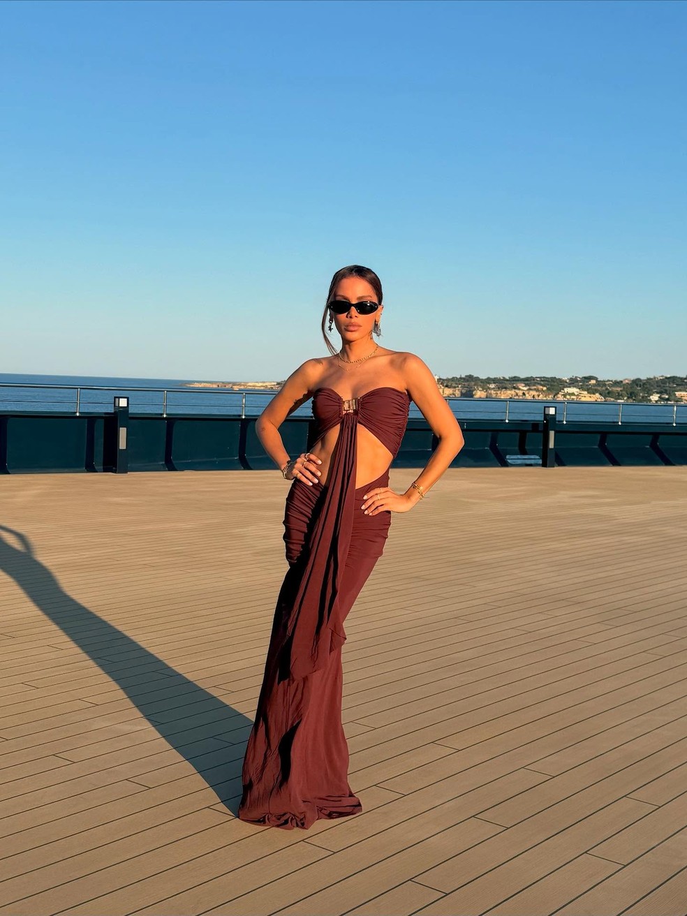 Anitta mostra novo rosto em álbum de fotos — Foto: Instagram