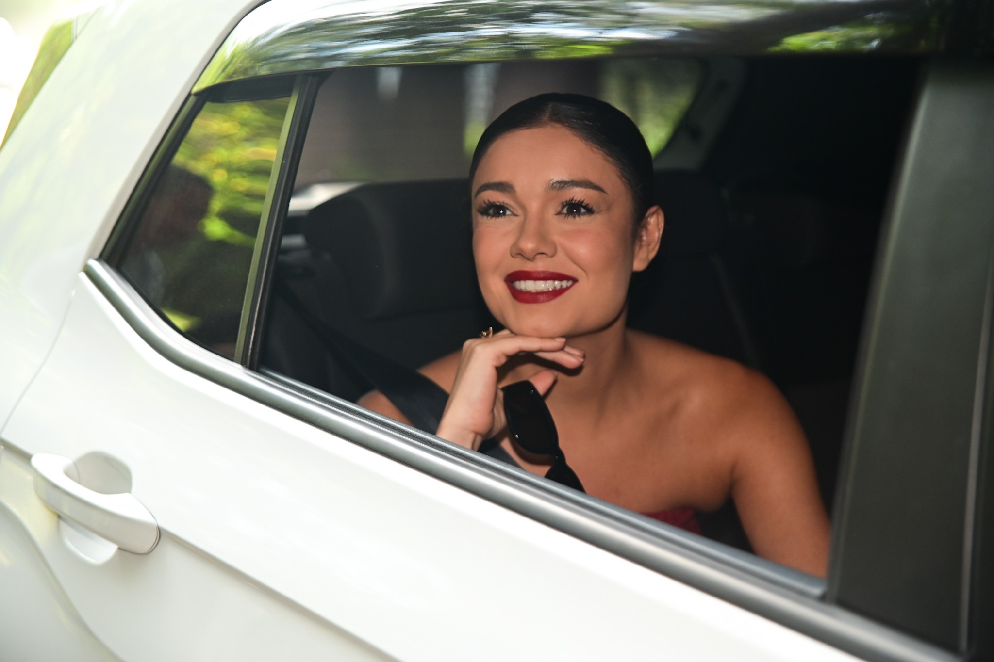 Famosos vão ao casamento de Isis Valverde e Marcus Buaiz em São Paulo