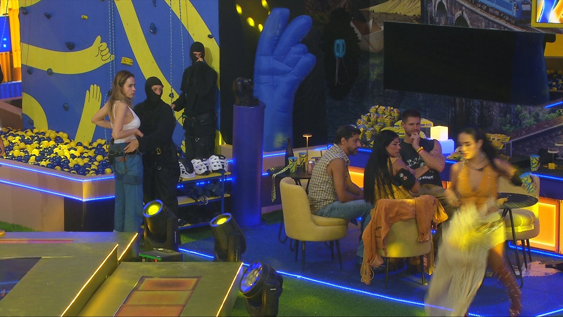 Jordana abandona DR com Marciele após estresse: 'Não venha falar comigo!'