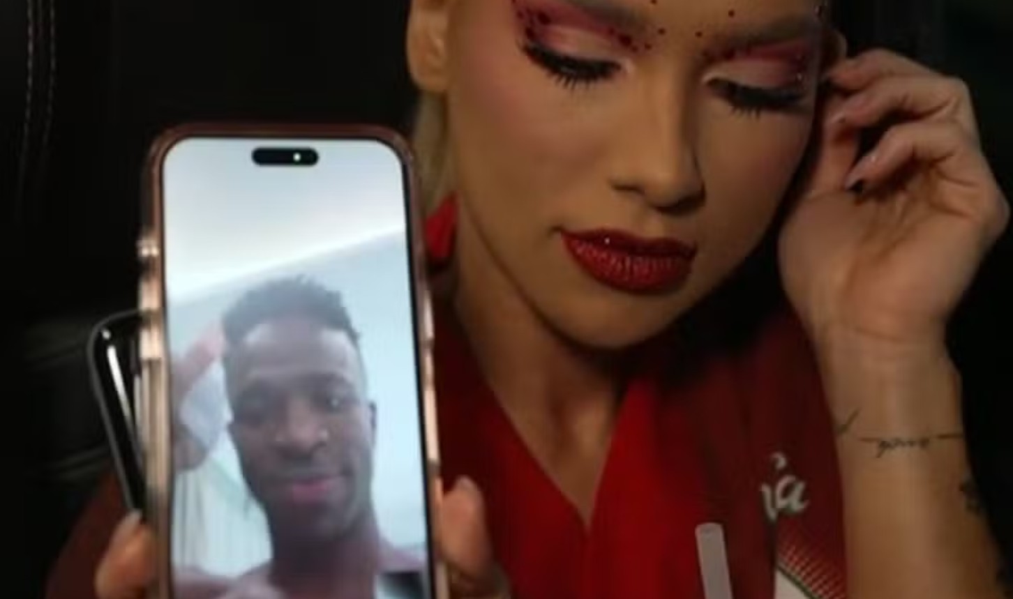 Vini Jr. reage à fantasia de Virginia e deseja boa sorte: 'Vai lá e brilha'