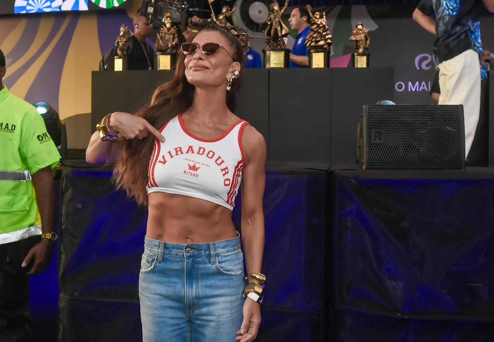 Juliana Paes chega para acompanhar a Apuração no Rio de Janeiro: 'Valeu muito a pena'