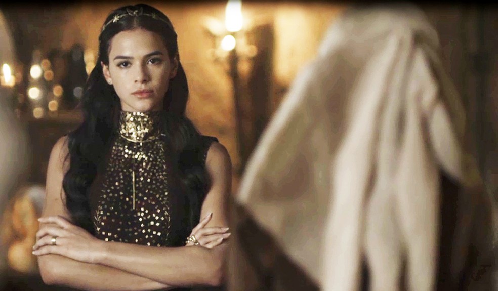 Bruna Marquezine foi a princesa Caratina em 'Deus Salve o Rei' — Foto: TV GLOBO