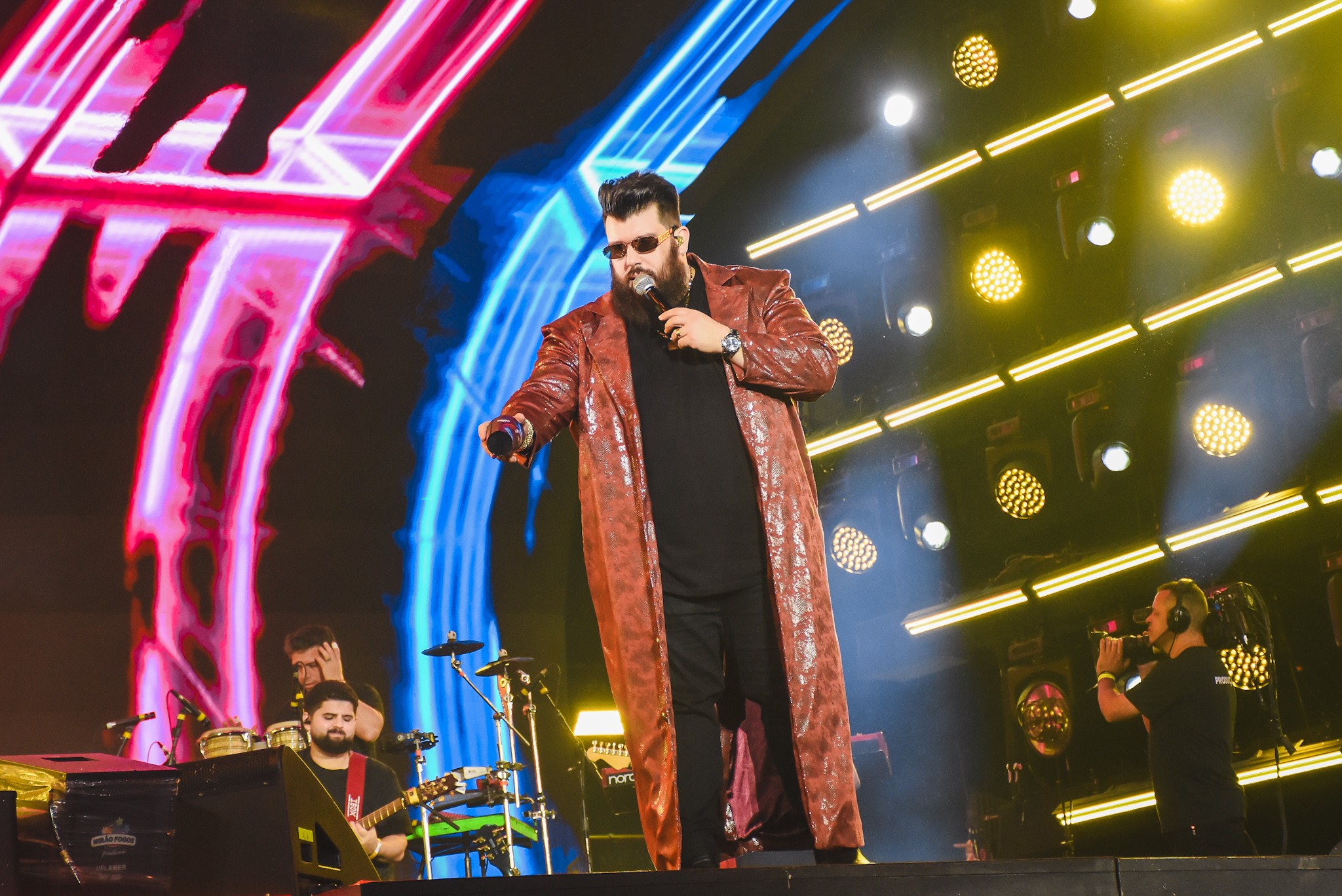 Panda, fenômeno do sertanejo, estreia no palco do Jaguariúna Rodeo Festival