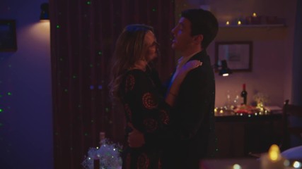 Electra e Murilo têm sua primeira noite de amor