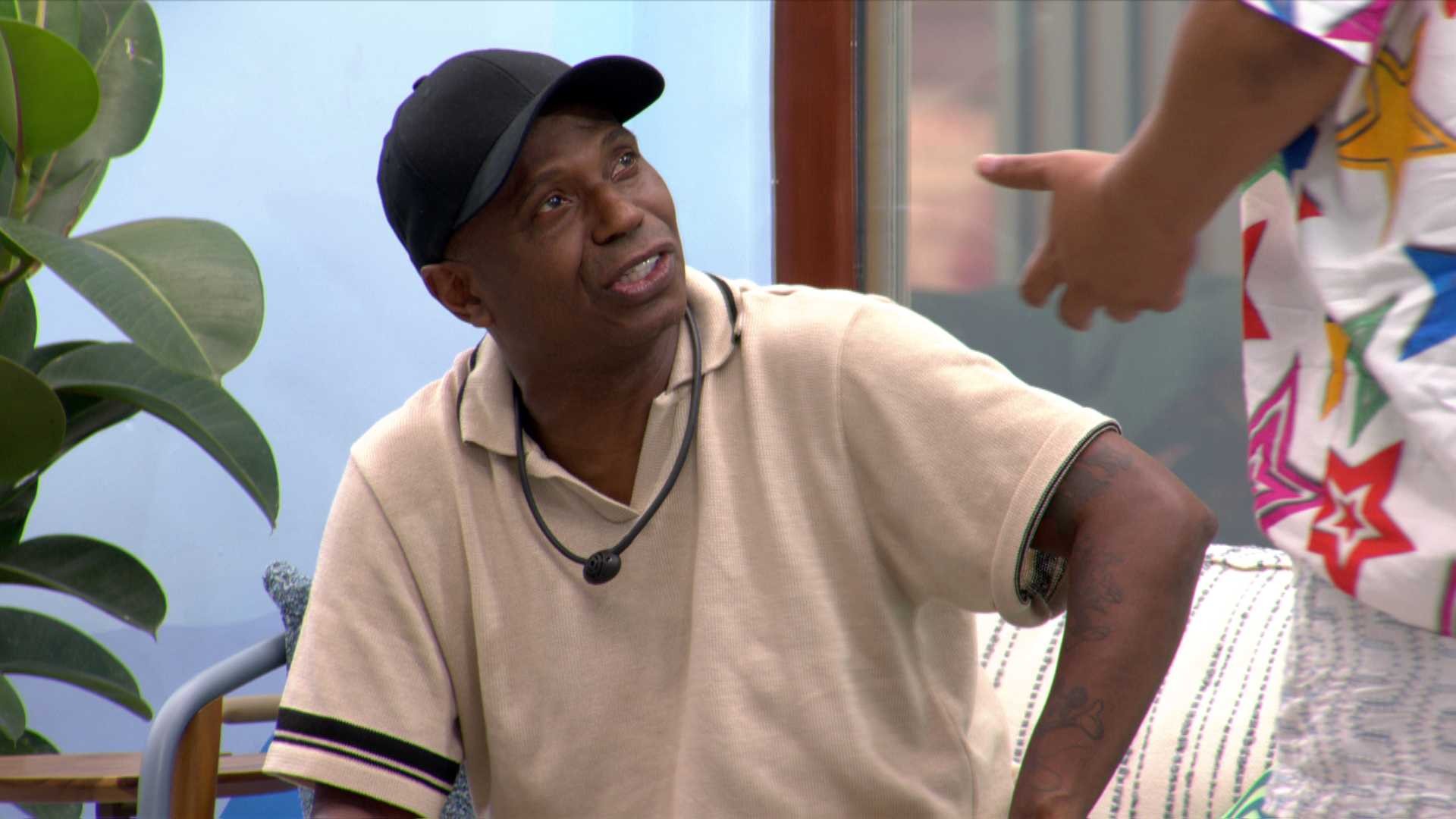 Edilson faz palpite para Final da Supercopa do Brasil: 'Vai tomar do Corinthians'