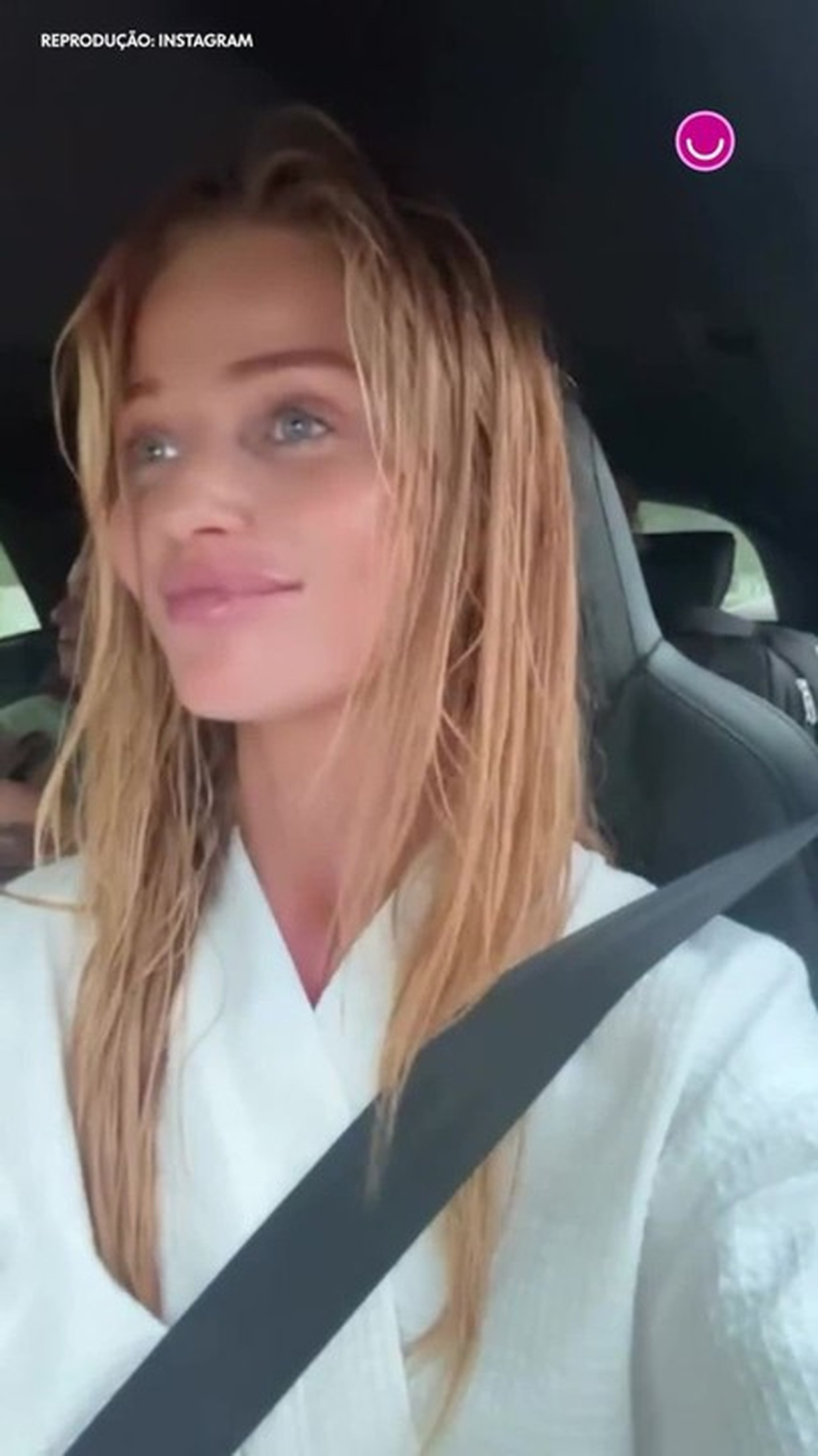 Cintia Dicker encara imprevisto horas antes do Desfile das Campeãs