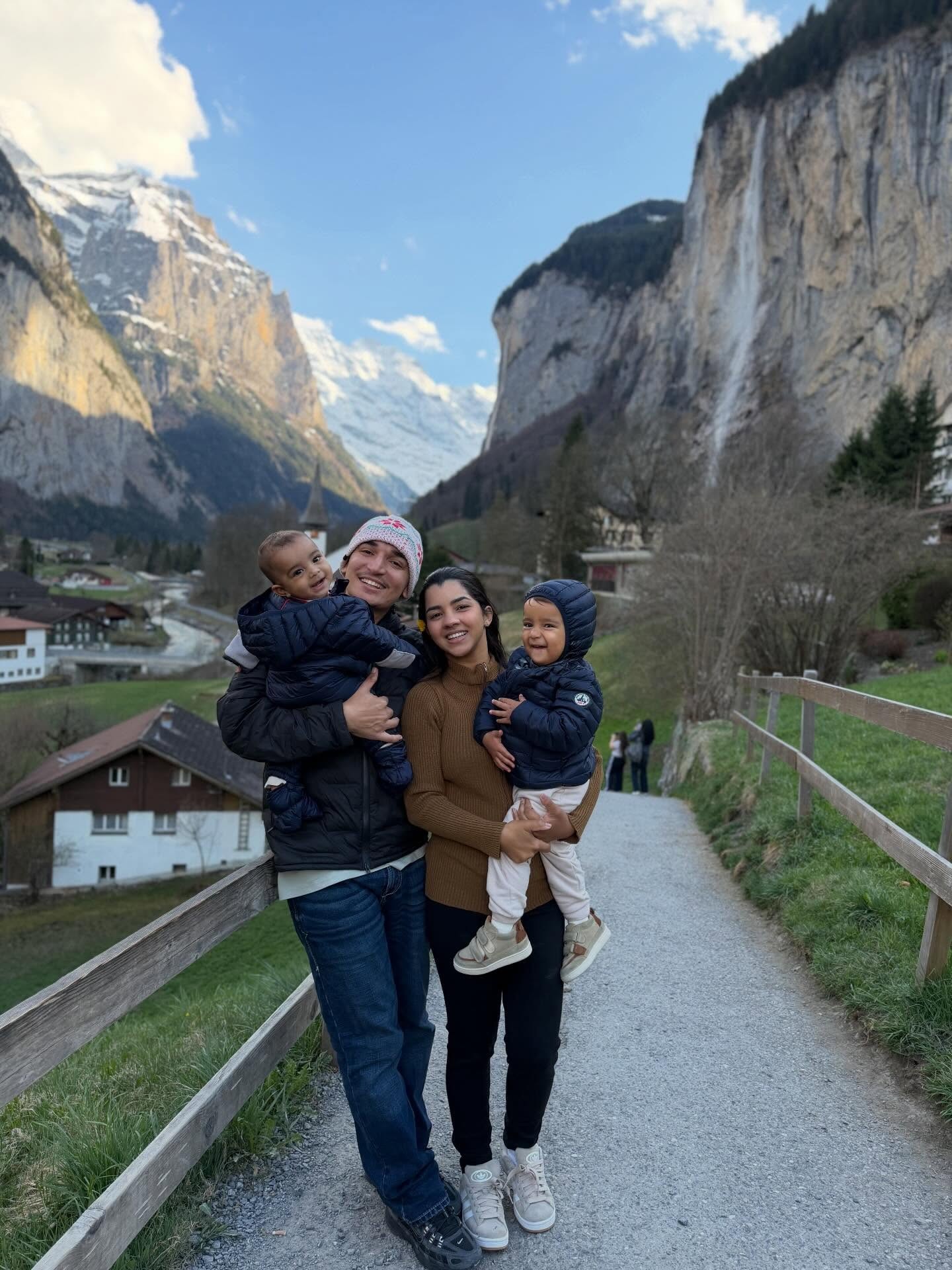 De férias na Suíça, Ary Mirelle abre álbum de fotos ao lado de João Gomes e dos filhos: 'Nosso lugar favorito'