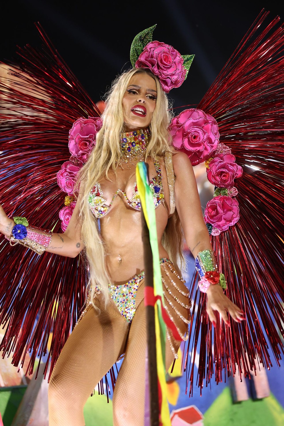 Yasmin Brunet desfila pela Grande Rio no Carnaval 2023 — Foto: AgNews