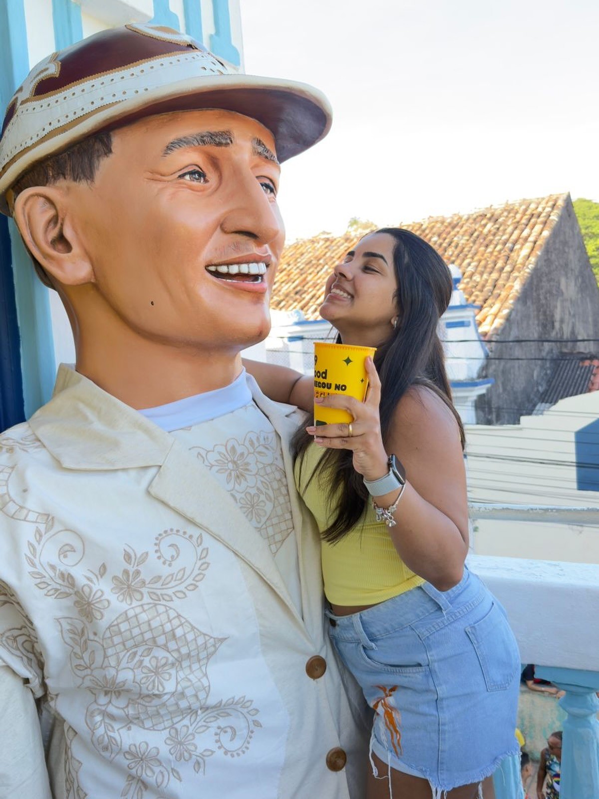 João Gomes faz graça na web com a esposa e encanta seguidores