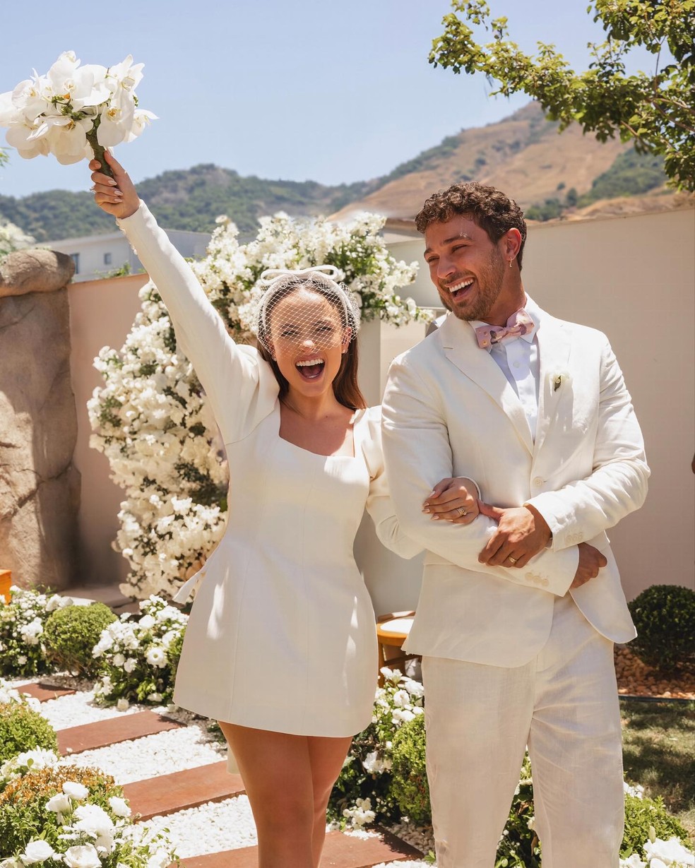 Larissa Manoela mostra mais fotos in&eacute;ditas do casamento &mdash; Foto: Reprodu&ccedil;&atilde;o/Instagram
