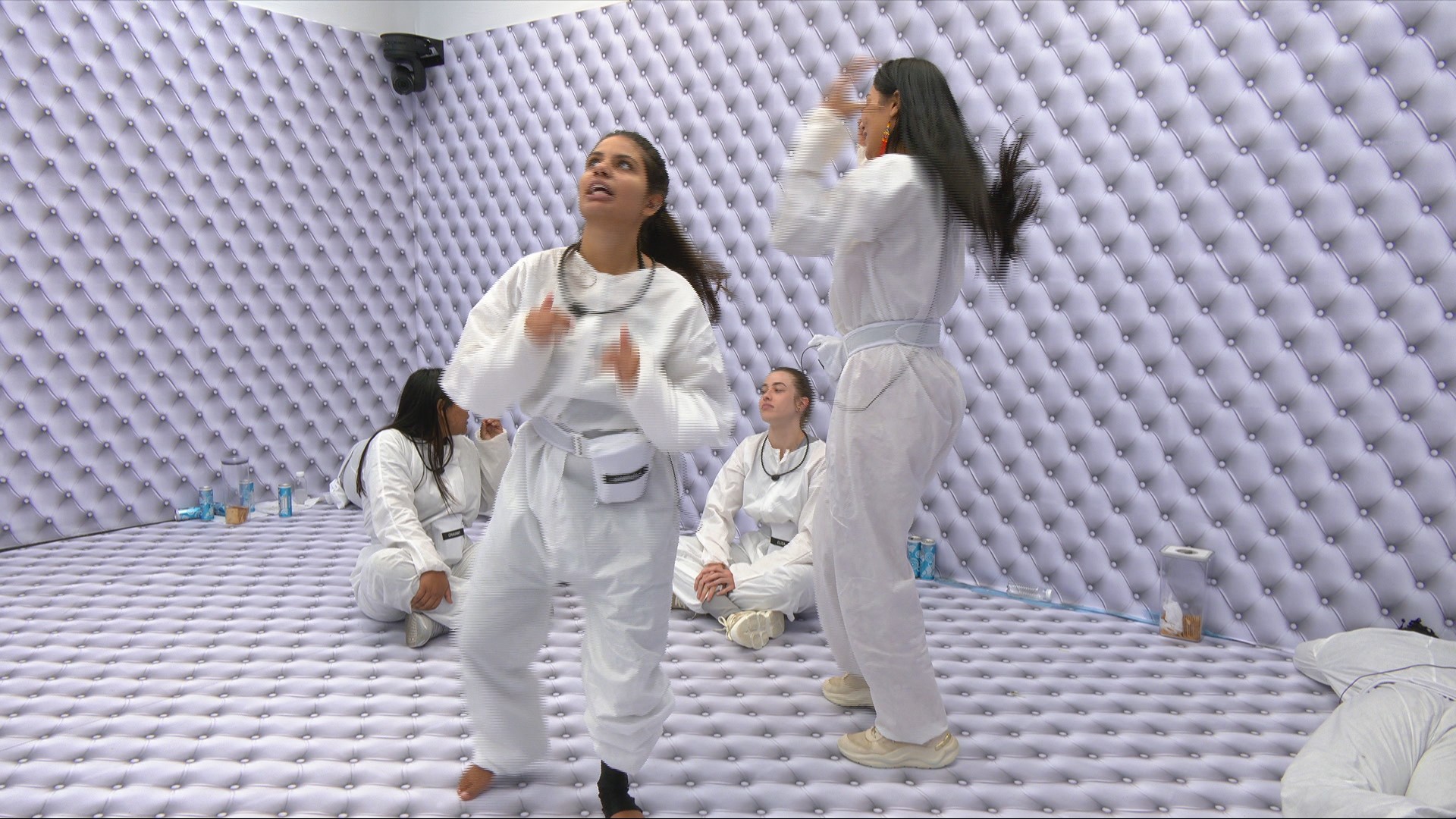 BBB 26: candidatas do Quarto Branco se acabam no funk, após breve período de descanso