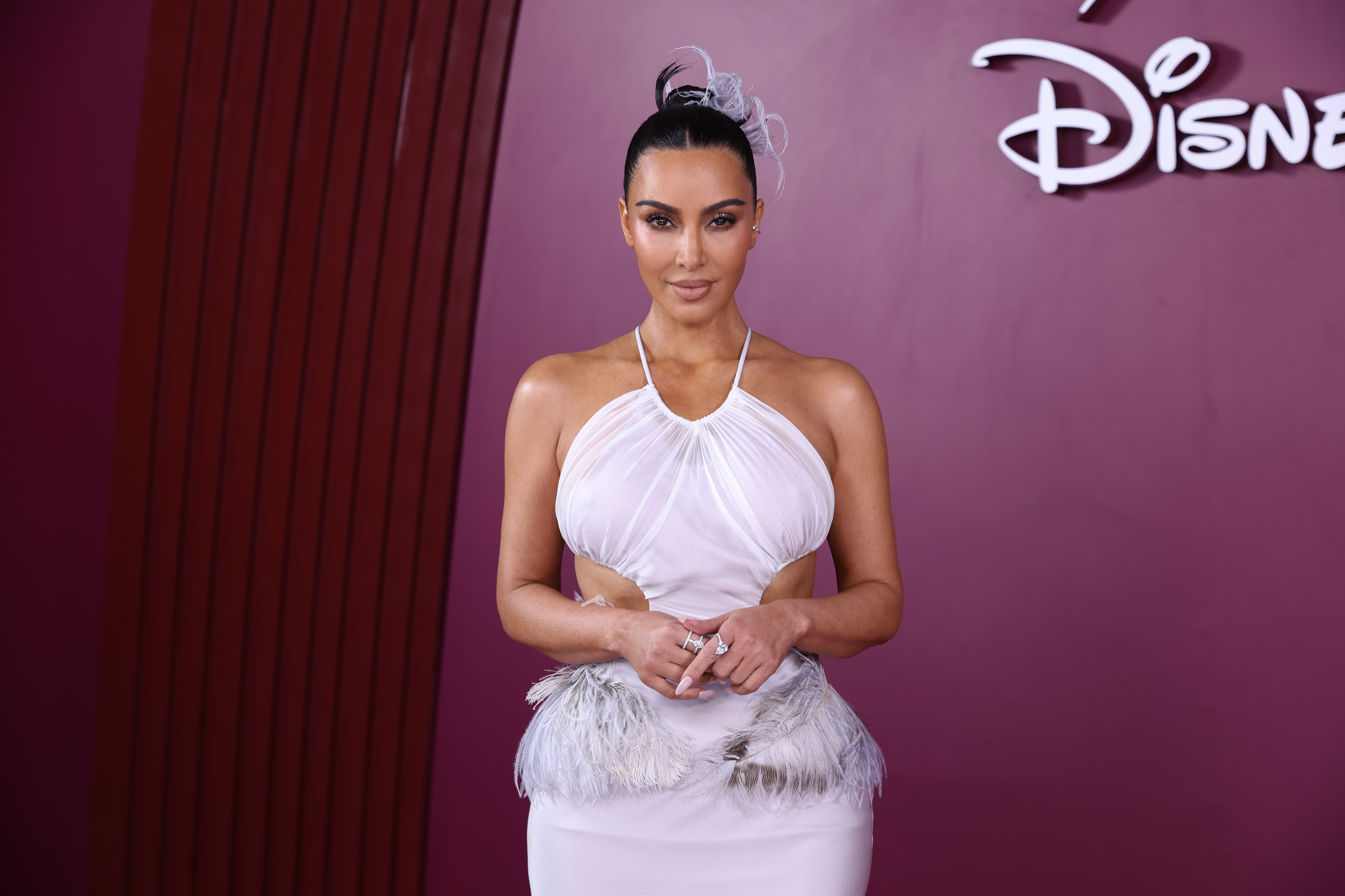 Kim Kardashian marca presença em evento no Rio de Janeiro