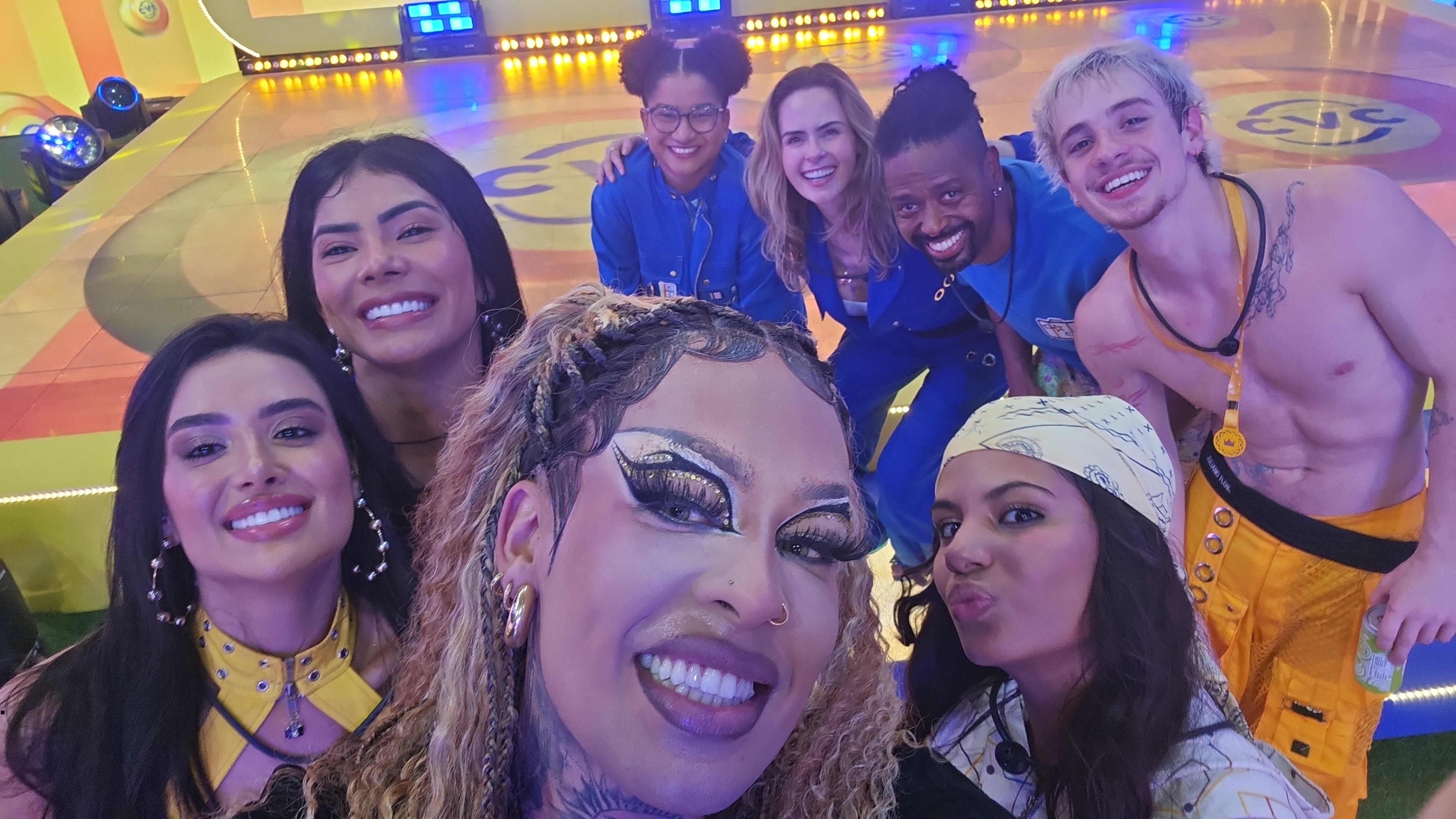 Brothers celebram Festa em grande estilo com Gloria Groove no BBB 26; veja os registros!