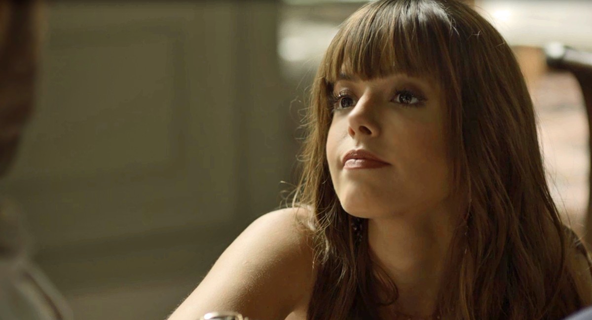 Rochelle conta para a família que Karen e Roberval estão dormindo ...