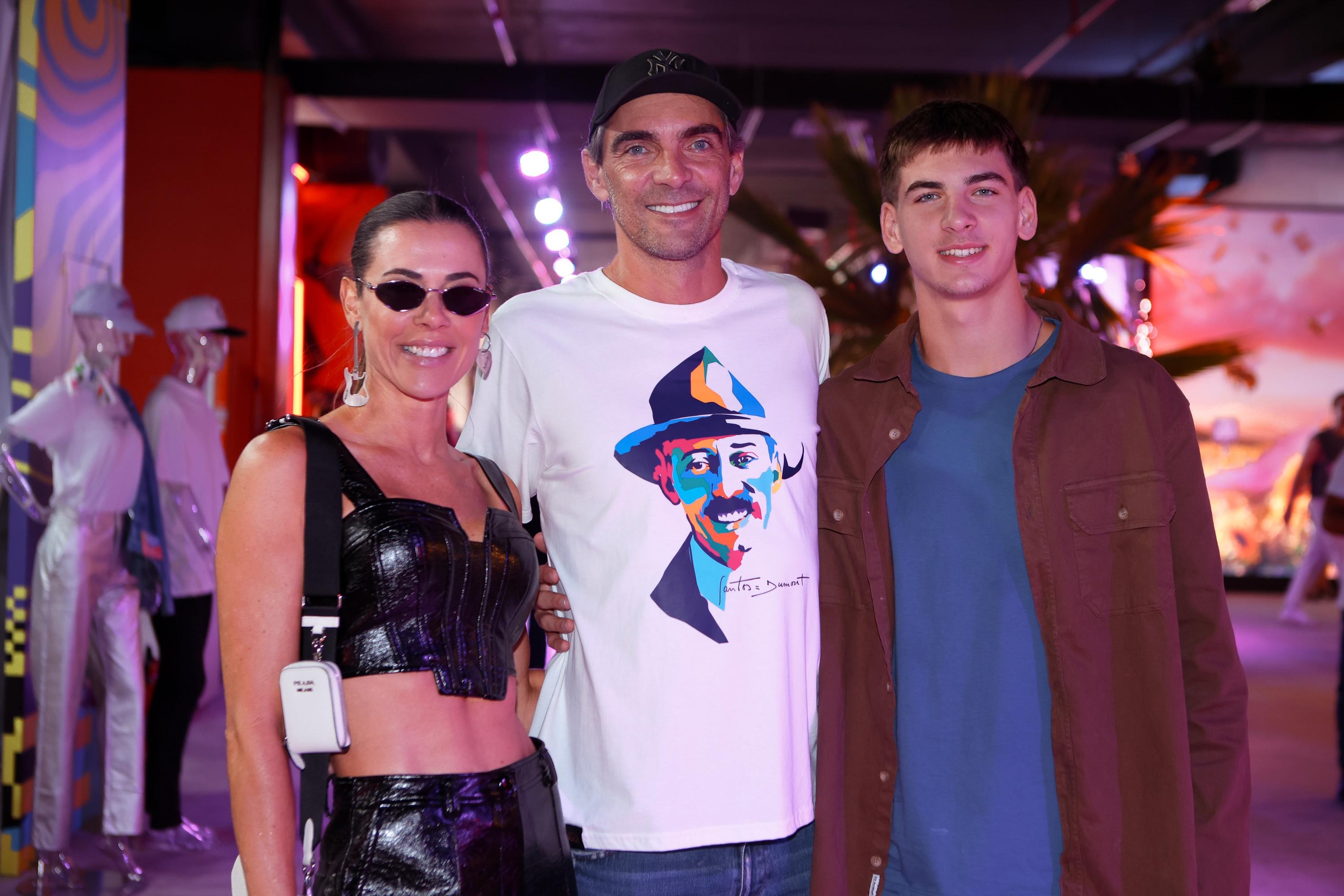 Aos 17 anos e com 1,91m de altura, filho de Giba tenta carreira como jogador de futebol: 'Encaminhado'