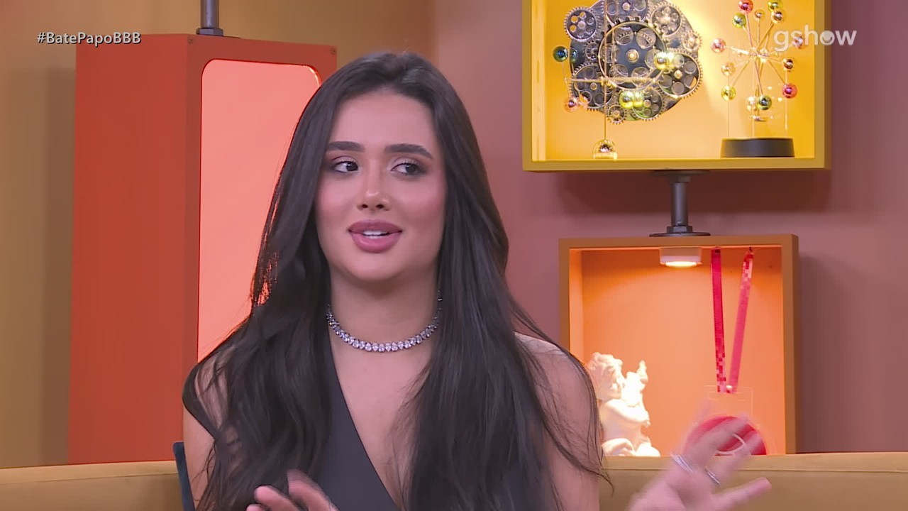 Jordana revela o que rolou embaixo do edredom com Jonas Sulzbach no BBB 26