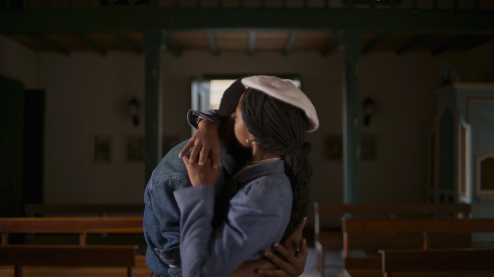 A Nobreza do Amor: Alika desaba no choro e Tonho a ampara