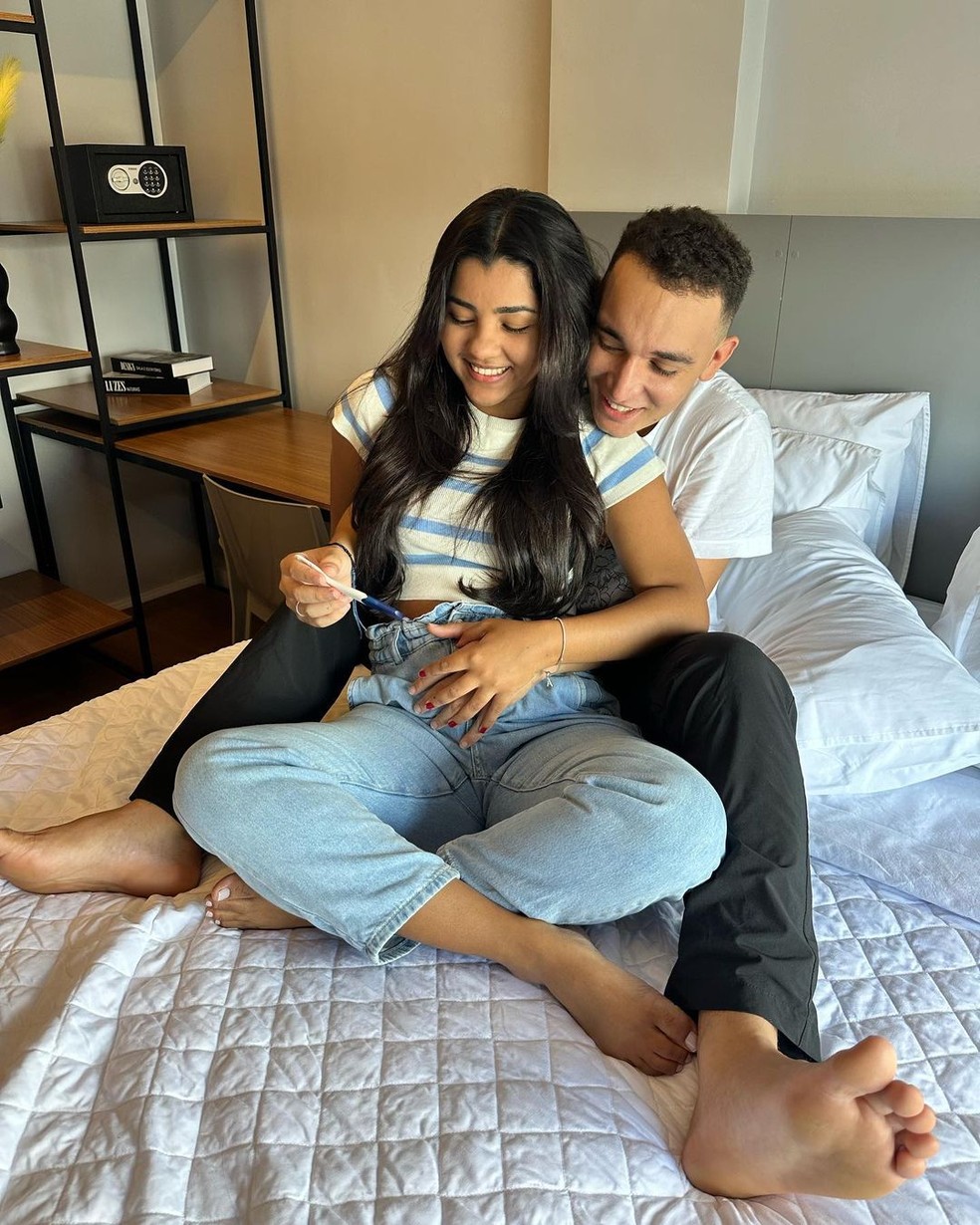 João Gomes e a namorada, Ary Mirelle, anunciam gravidez: Fomos abençoados