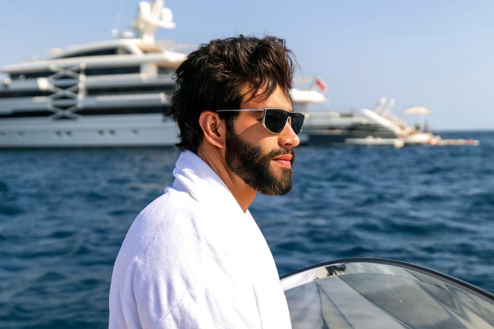 Gusttavo Lima na Grécia — Foto: Reprodução/Instagram
