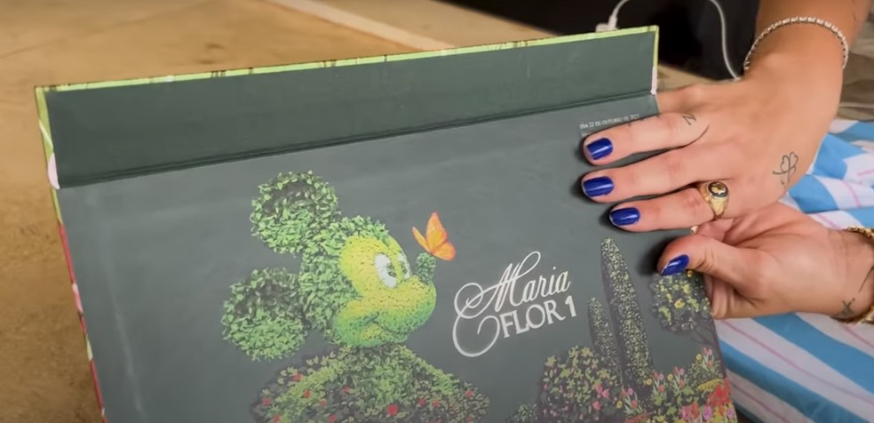 Convite da festa de Maria Flor — Foto: Reprodução/Youtube