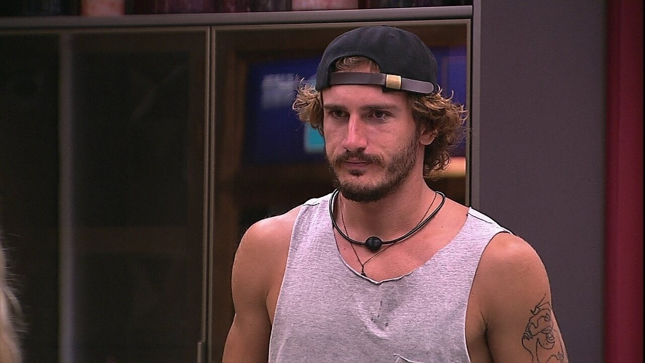 Alan para brothers: 'O que será isso aí? Será que é o Monstro?' | Gshow