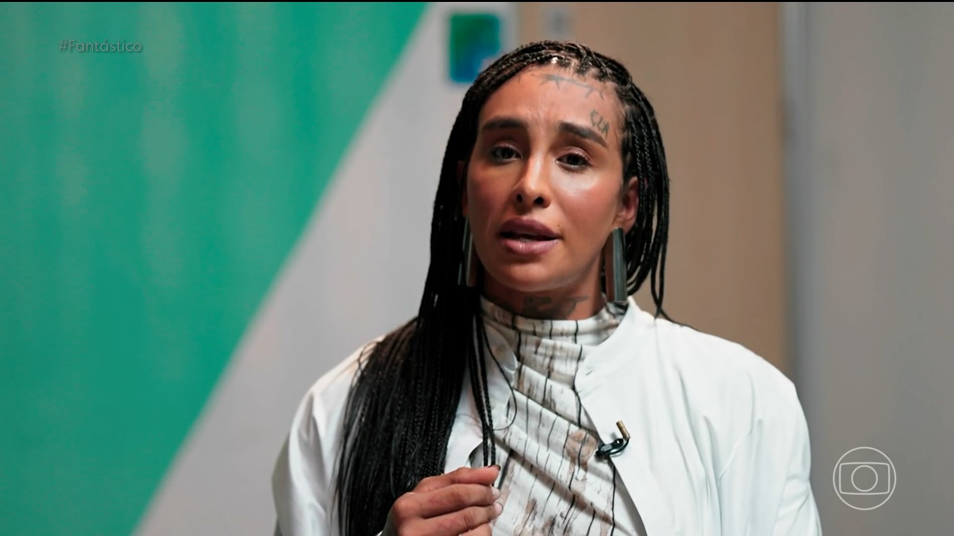 Linn da Quebrada fala de recuperação após internação em clínica reabilitação