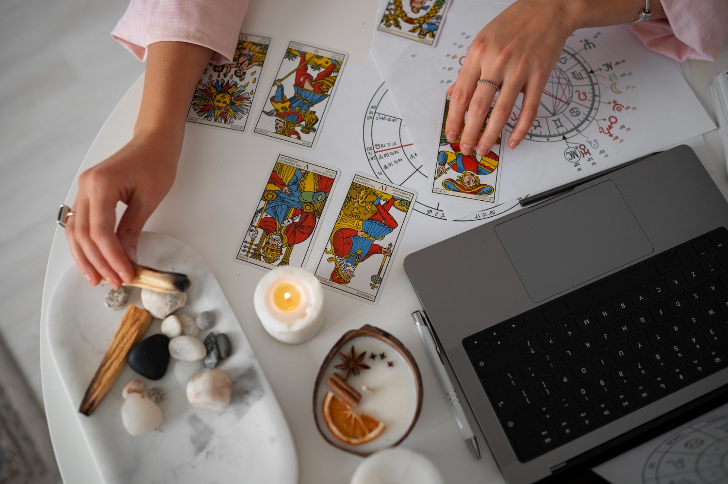 O que a carta do Tarot de 2026 promete para o novo ano