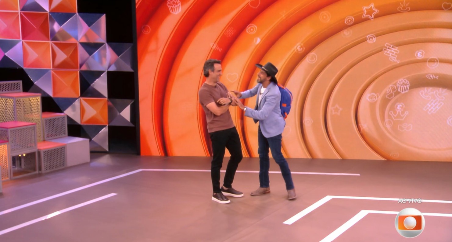 Tadeu Schmidt recebe Alberto Cowboy, que avalia sua trajetória no jogo: 'Foi completamente diferente'