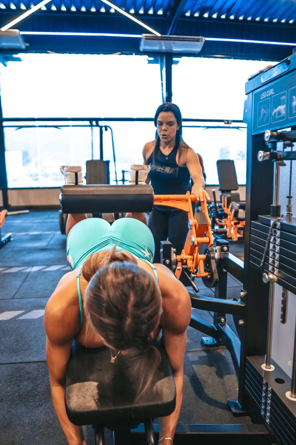 Carol Vaz e Patricia Parada em treino para o Carnaval 2026 — Foto: Wagner Rodrigues/gshow