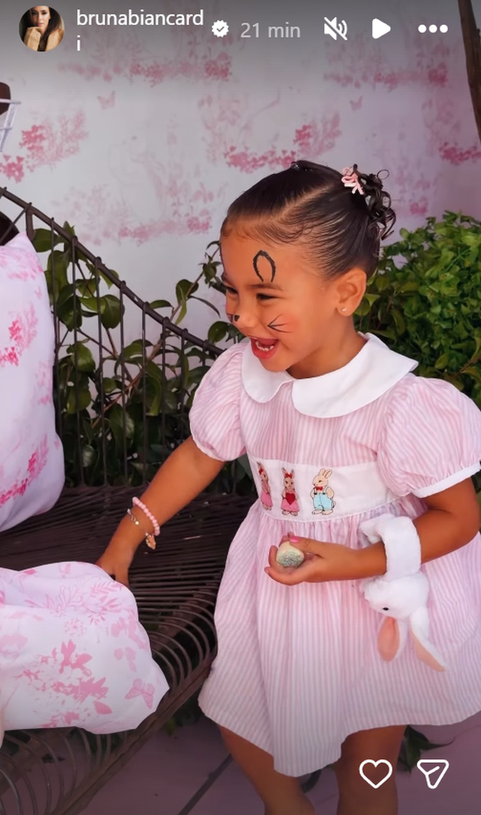 Bruna Biancardi faz festinha com tema de Páscoa para a filha Mavie: 'Algo simples' — Foto: Reprodução/Instagram