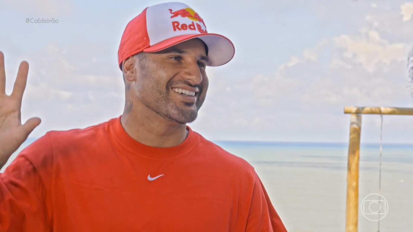 Campeão olímpico, Ítalo Ferreira abre sua casa pela primeira vez e mostra vista paradisíaca