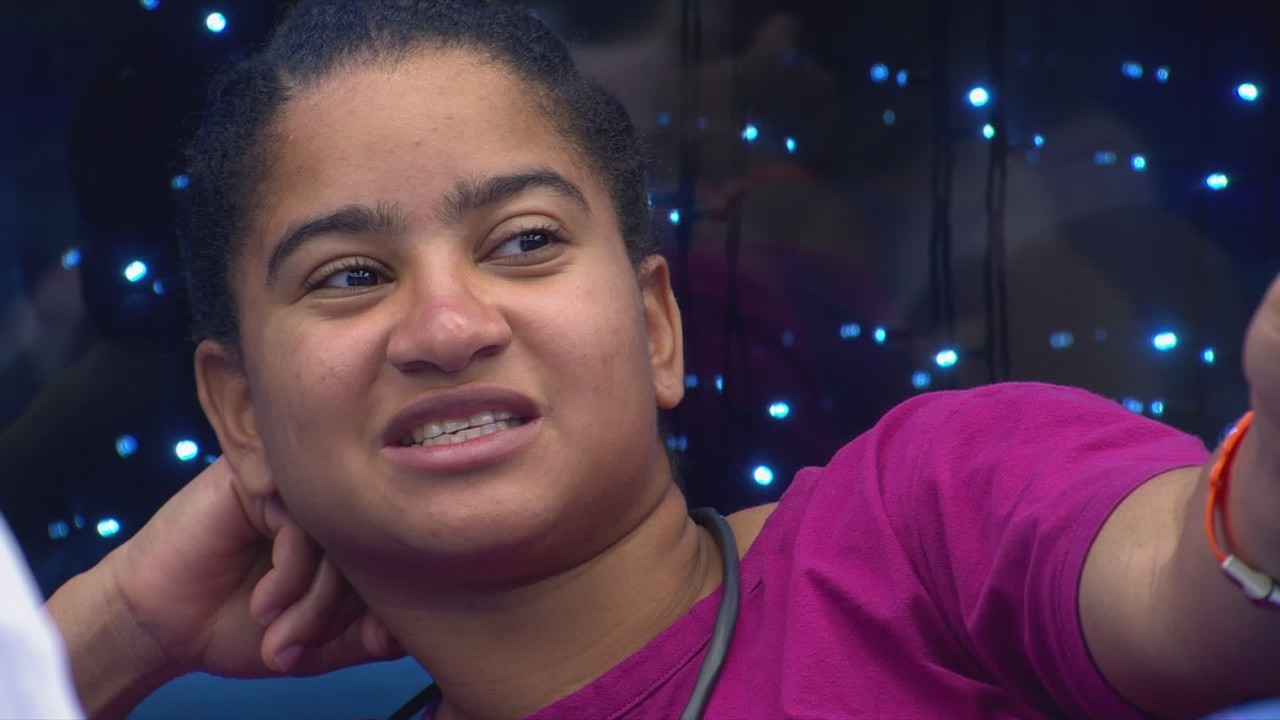 Milena alfineta brother após discussão na Xepa: 'Está jogando a culpa todinha em cima do Jonas'