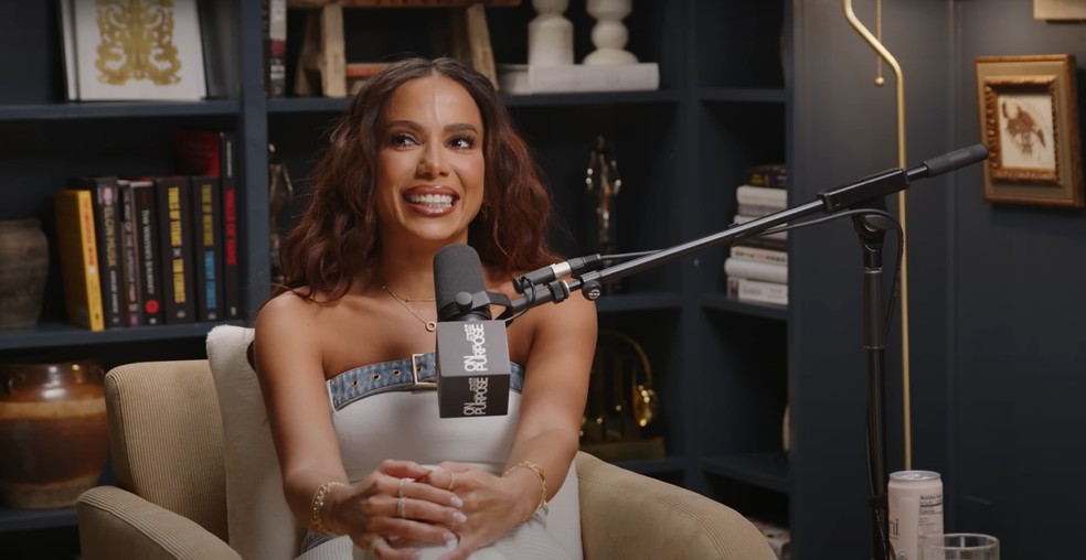 Anitta diz que usa apenas camisinhas como método anticoncepcional — Foto: reprodução