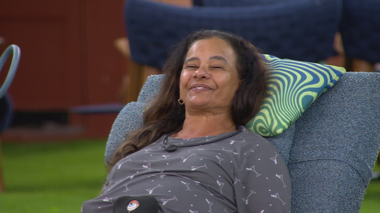 Solange Couto aponta frustração de rivais: 'Nem dei confiança, ninguém vai estragar meu dia'