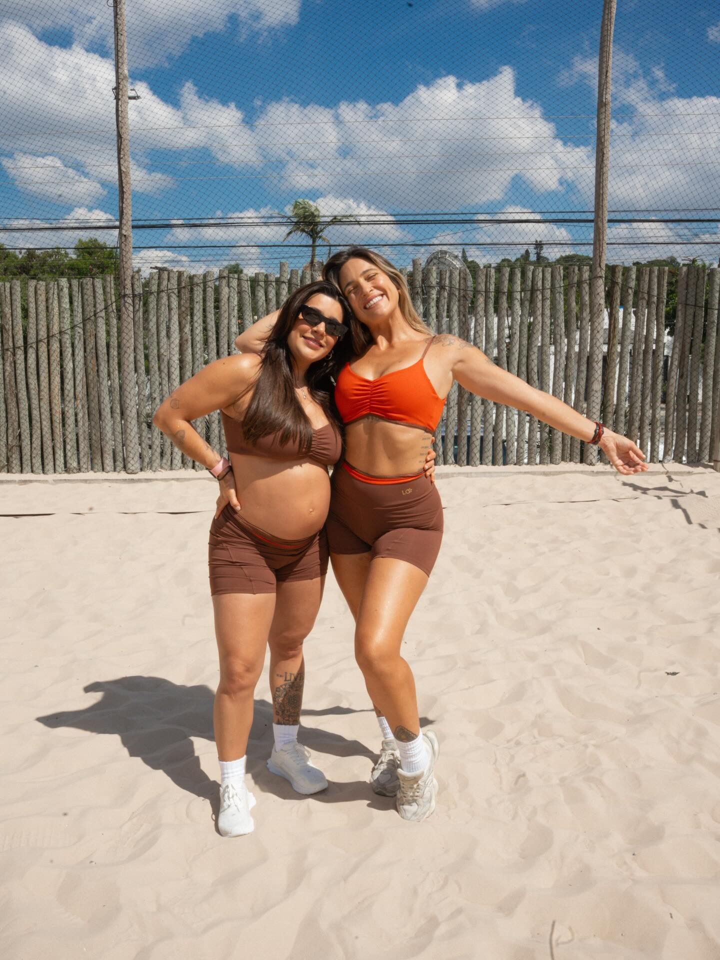 Grávida, Lauana Prado exibe barriga da primeira gestação e fãs celebram: 'Como cresceu já'