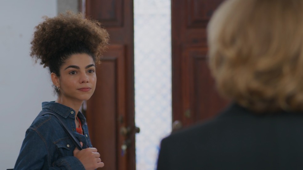 Odete irá se deparar com Ana Clara — Foto: Reprodução/TV Globo