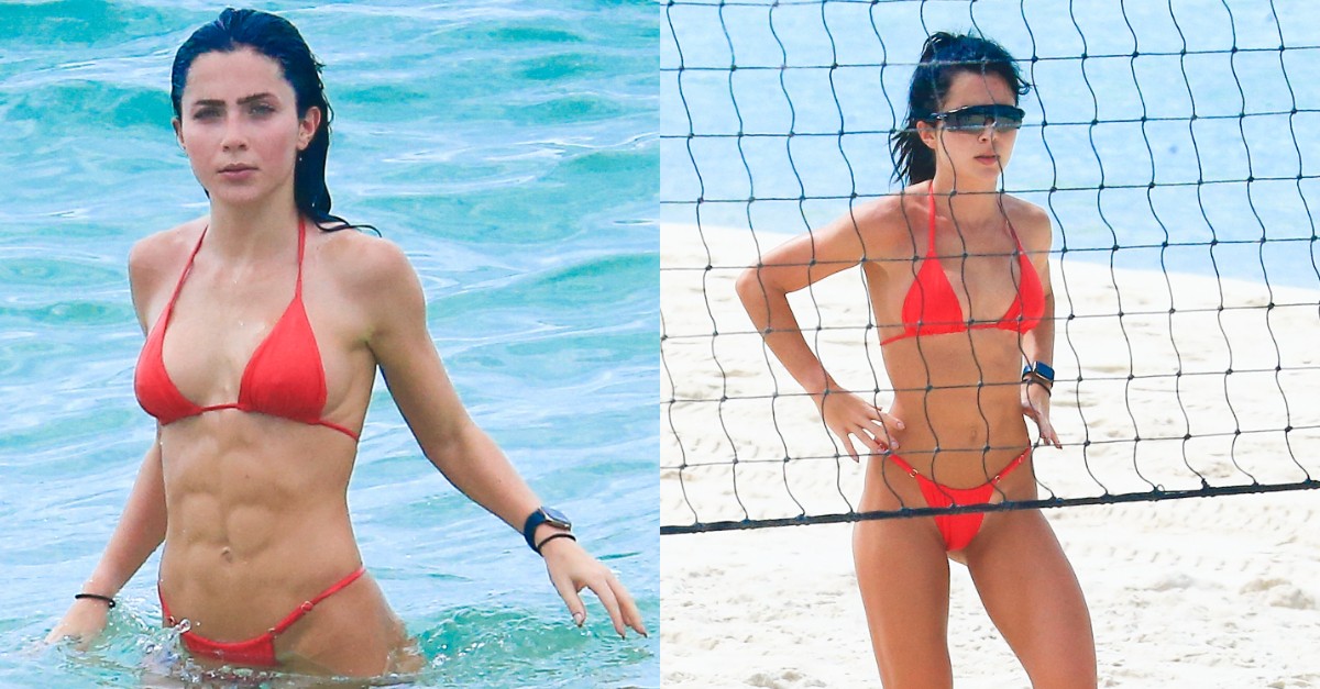 Jade Picon joga futevôlei e dá mergulho em praia no Rio