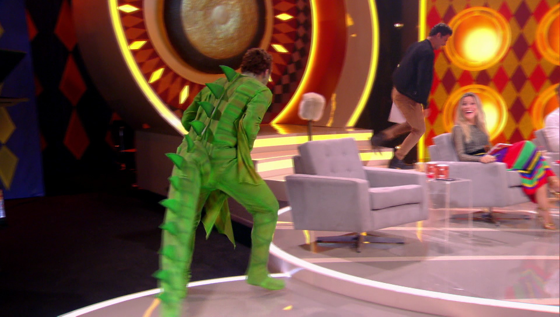 'Gonga La Gonga': gravação de novo quadro tem Cauã Reymond fugindo de ...