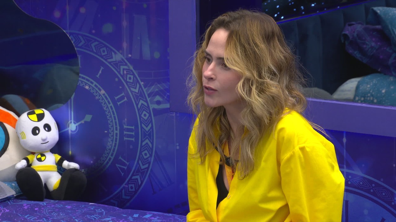 Ana Paula Renault diz que sister tem 'jogo sorrateiro' e declara: 'A gente não fazia ideia'