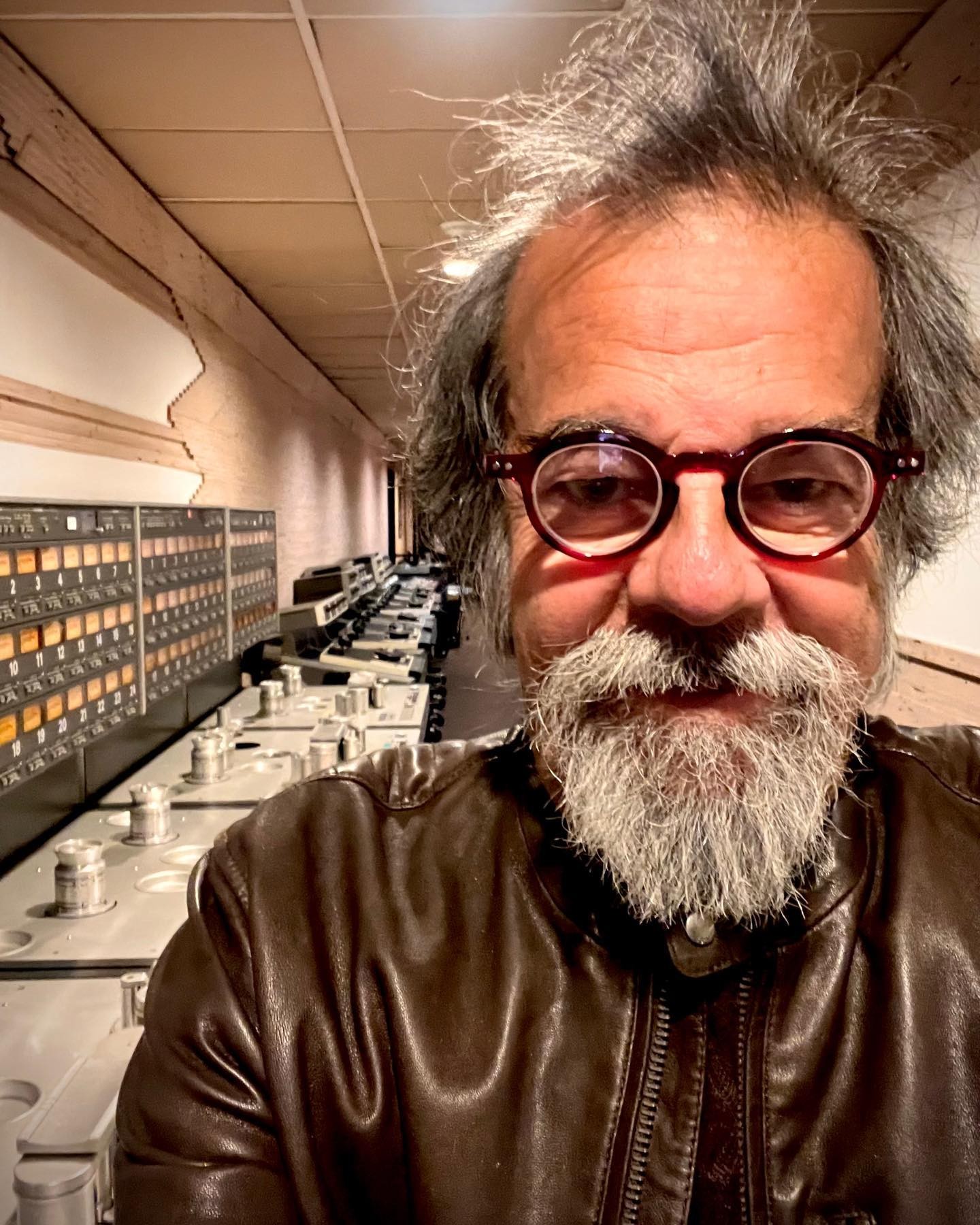 Famosos lamentam a morte de Moogie Canazio, prestigiado produtor da indústria fonográfica