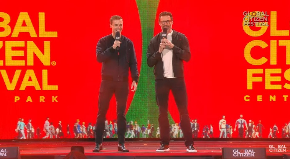 Hugh Evans, fundador do Global Citizen Festival, e o ator Hugh Jackman — Foto: Reprodução/YouTube