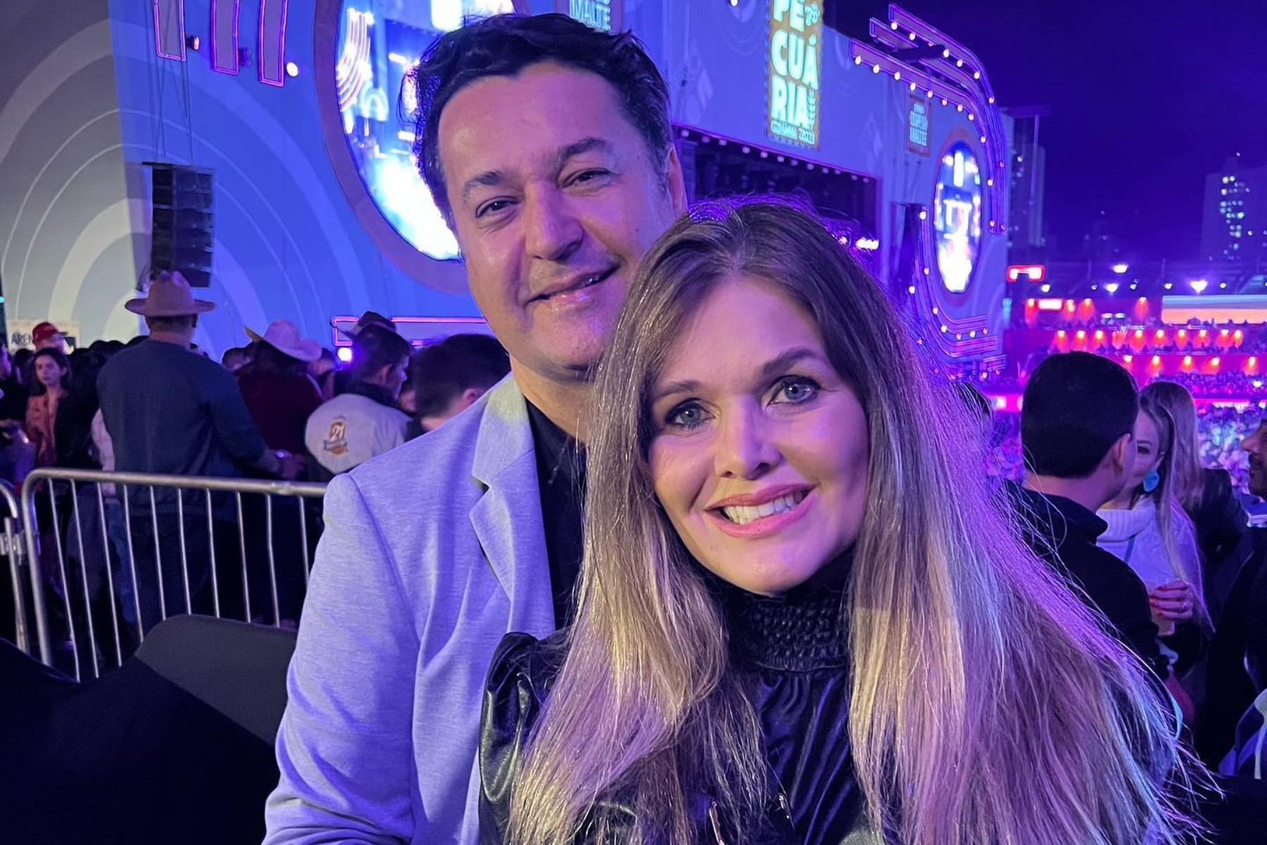 Marido de Andréa Mota diz que ainda se referem a ela como 'viúva do Leandro'