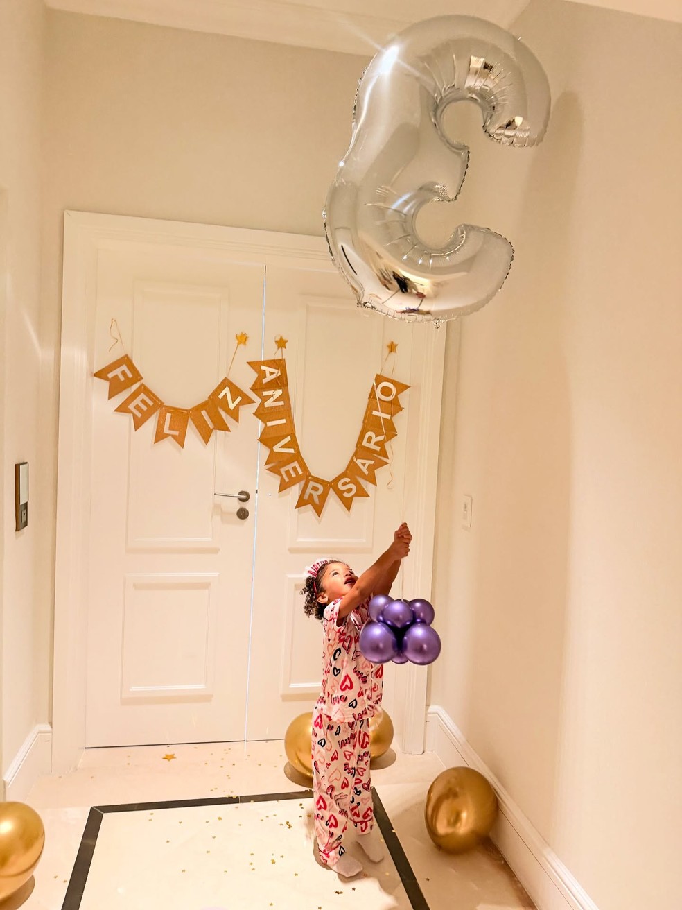 Mavie, filha de Neymar e Bruna Biancardi, ganha surpresa de aniversário — Foto: Instagram