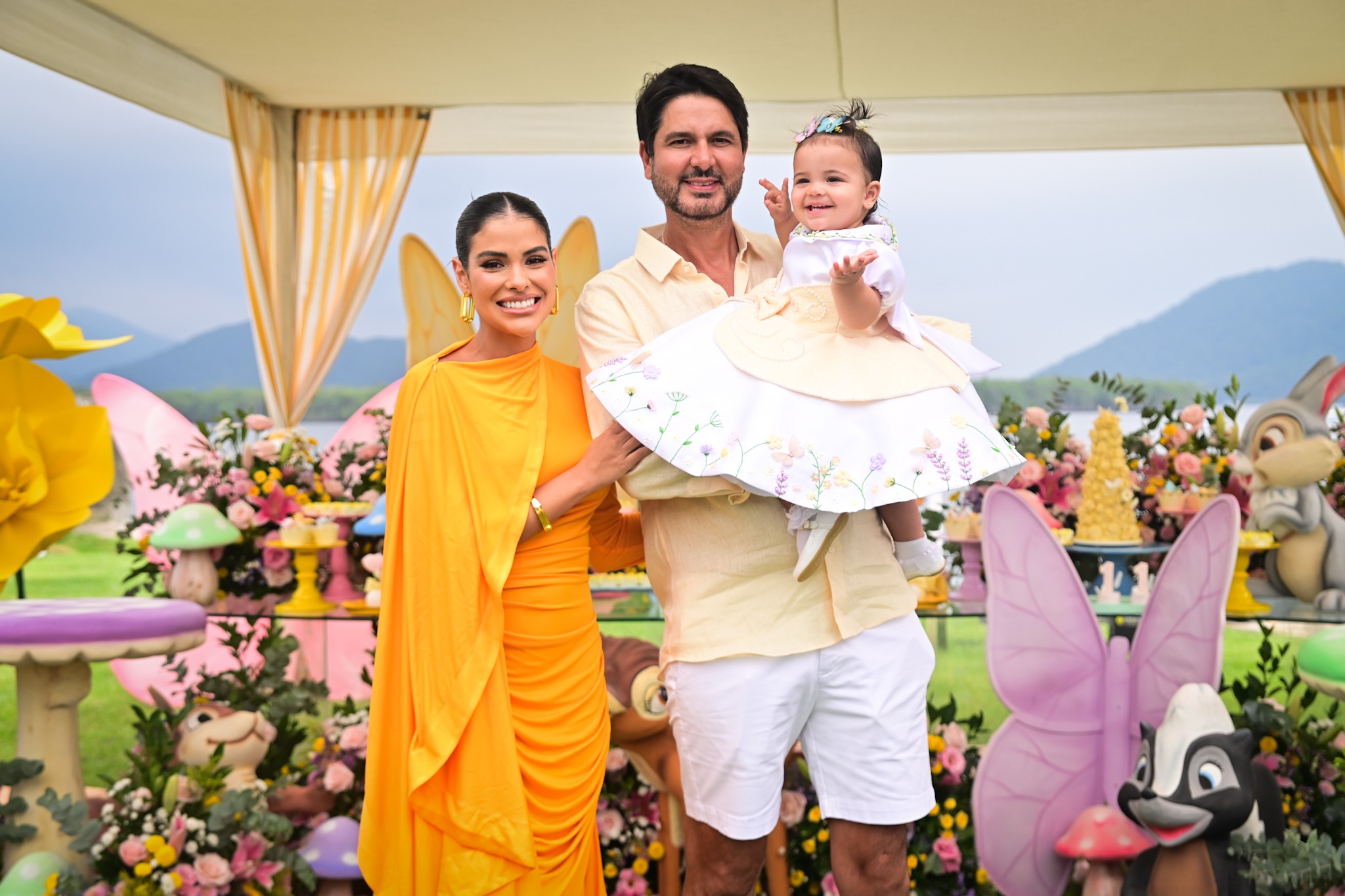 Campeã do BBB 16, Munik Nunes faz festão para comemorar 1 ano da filha, Catarina