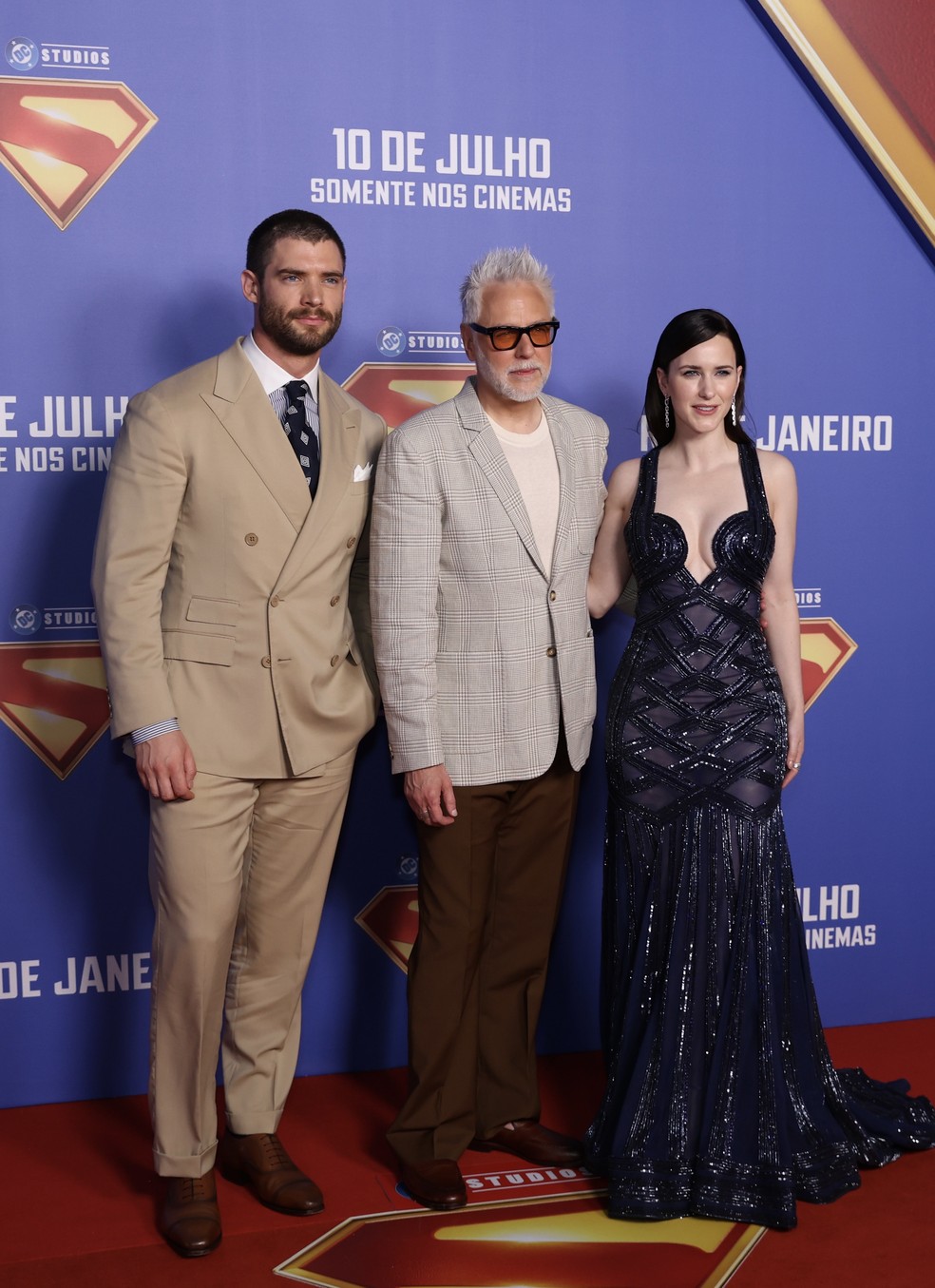 David Corenswet, James Gunn e Rachel Brosnahan — Foto: Roberto Filho/Brazil News