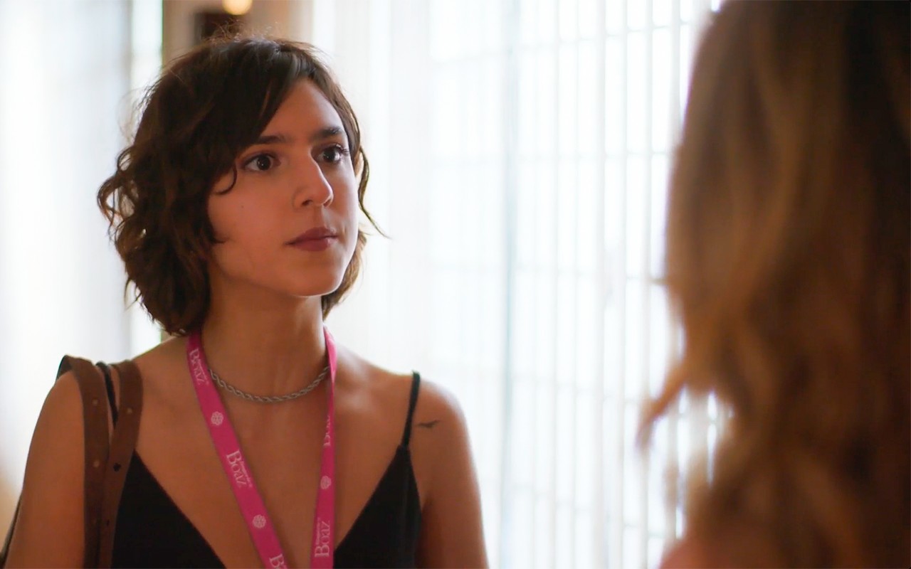 Dona de Mim: Nina descobre romance de Filipa e Danilo e se revolta