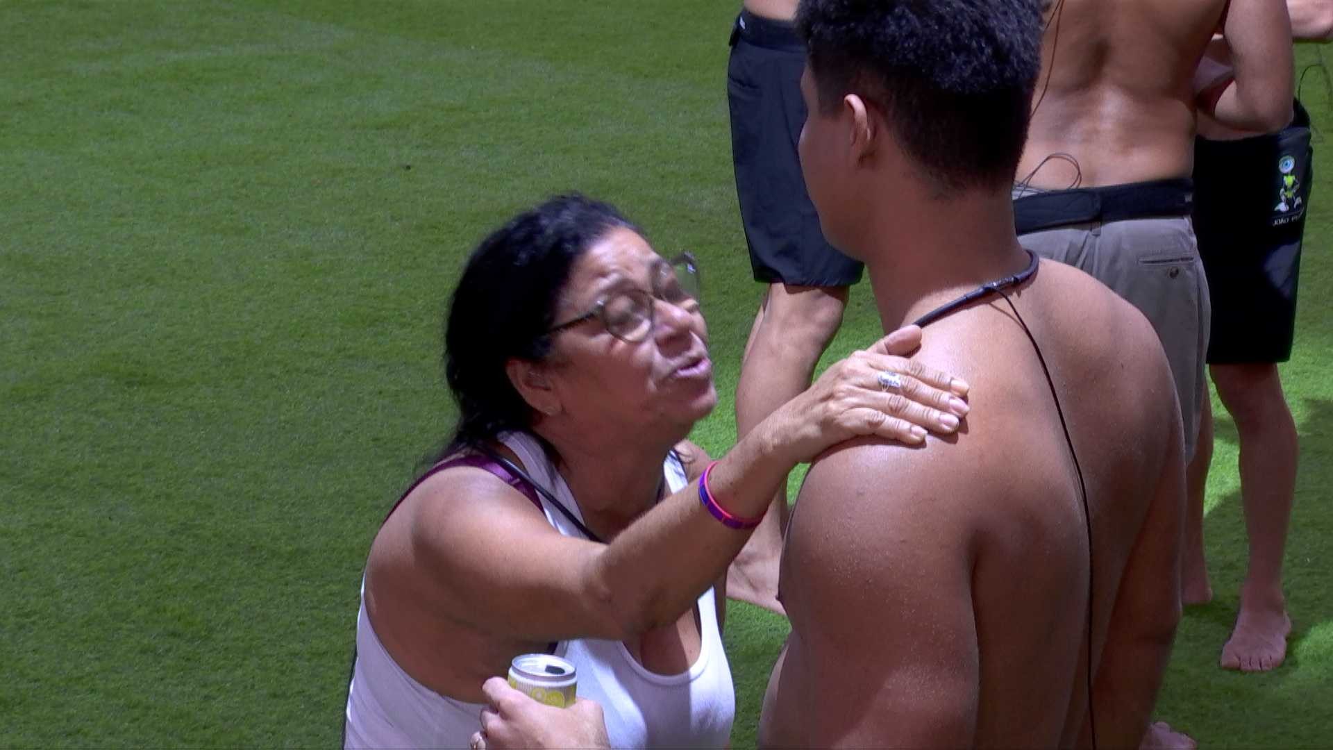 No BBB 25, Delma revela desejo para Guilherme: 'Meu sonho chegar na Final junto com você'