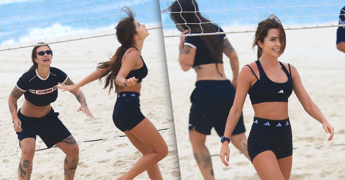 Jade Picon e Bárbara Labres jogam futevôlei na praia em dia nublado no Rio